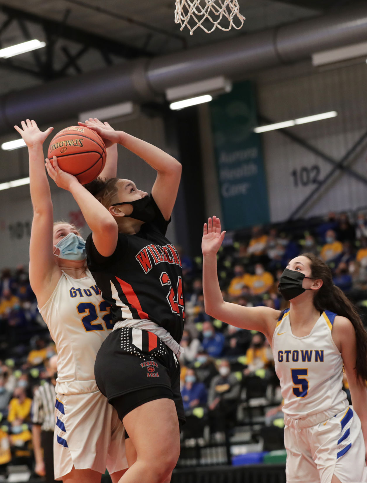 WIAA state girls basketball photo: Verona's Lyric Burns puts up a shot